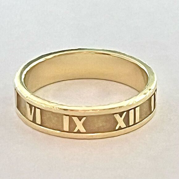 Retired Tiffany & Co. Atlas  Band - 18k Yellow Gold - sz 5.5 - Picture 8 of 16